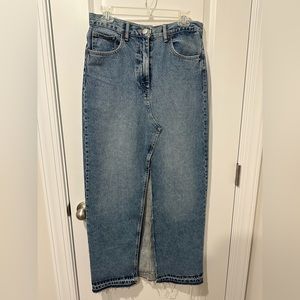 Zara denim maxi skirt. It’s very long I’m 5’6 and it was quite long on me.